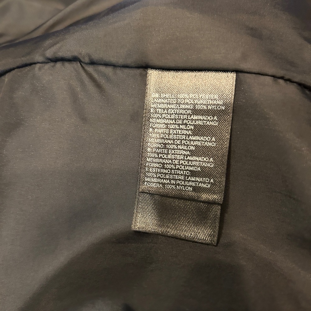 The North Face Women's L Black HyVent Belted Rain Trench Coat Jacket Hooded - Picture 5 of 7